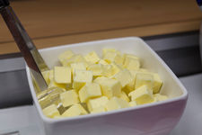 Frische Butter aus der Molkerei Gstaad